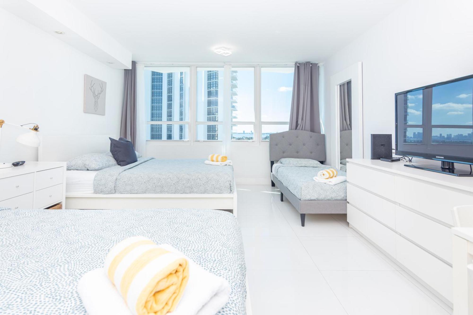 מיאמי ביץ' Girasole Suites חדר תמונה