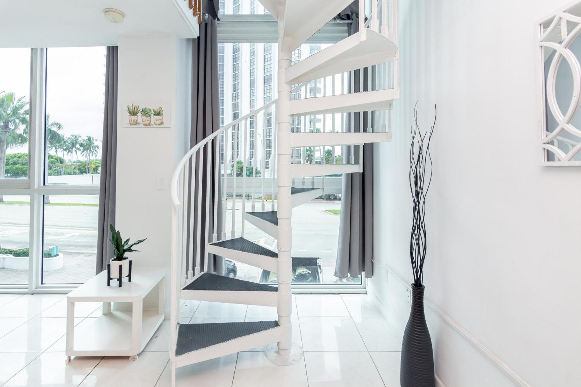 מיאמי ביץ' Girasole Suites חדר תמונה