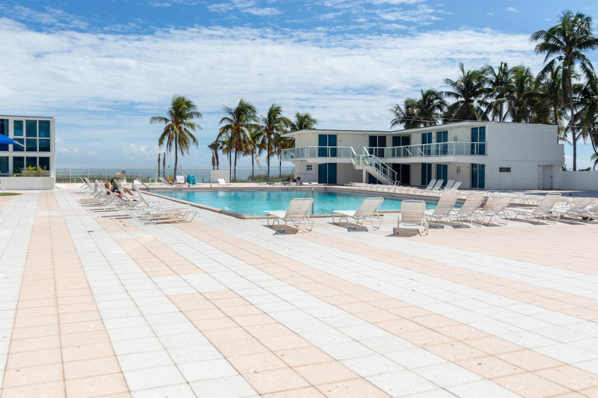 מיאמי ביץ' Girasole Suites מראה חיצוני תמונה